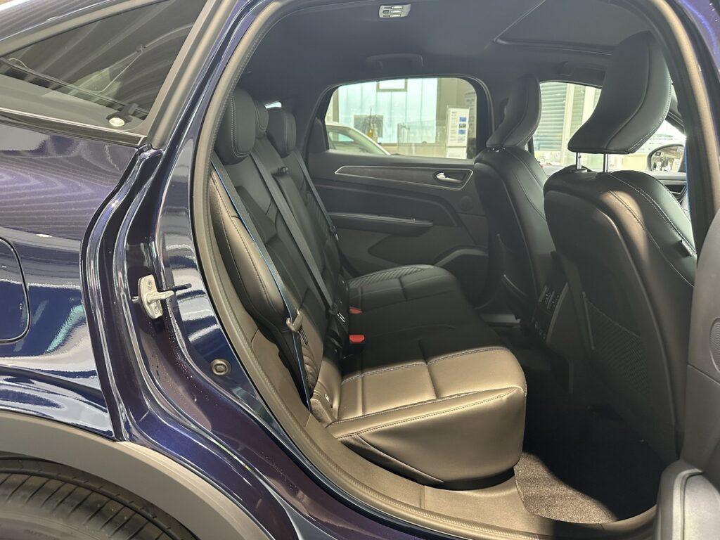 Renault Arkana Exposé-Bild 13