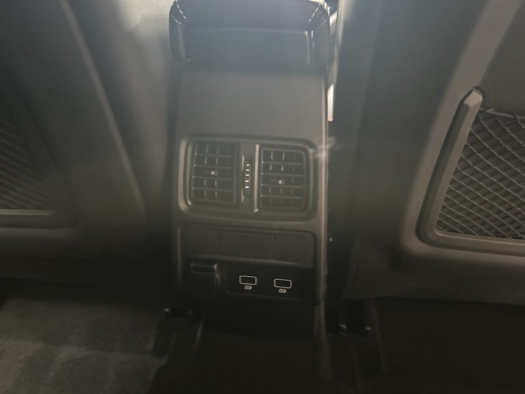 Renault Arkana Exposé-Bild 16