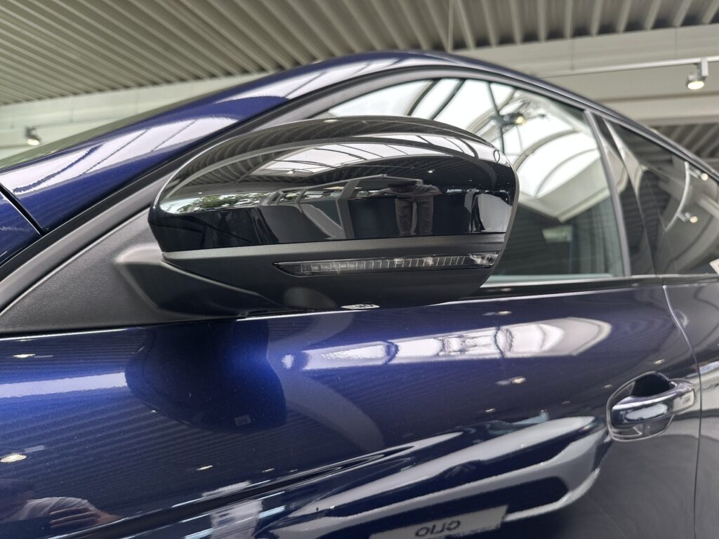 Renault Arkana Exposé-Bild 28