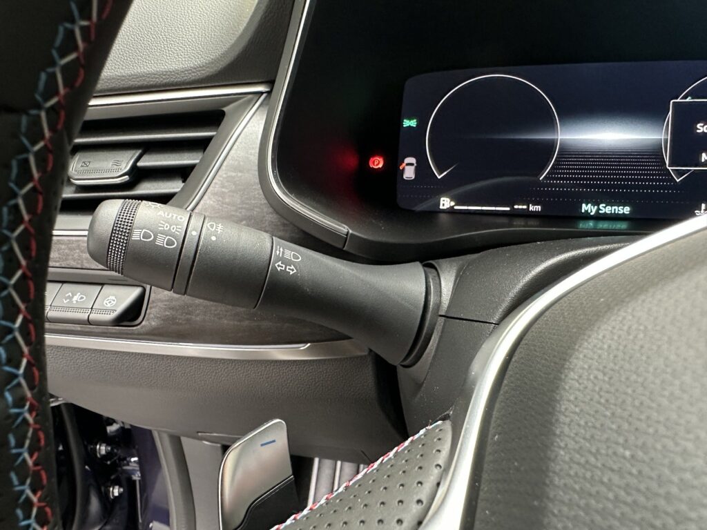 Renault Arkana Exposé-Bild 40