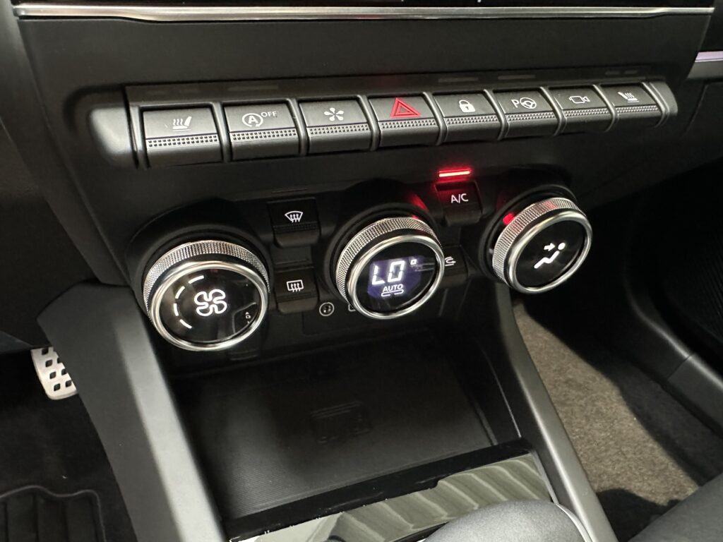 Renault Arkana Exposé-Bild 46