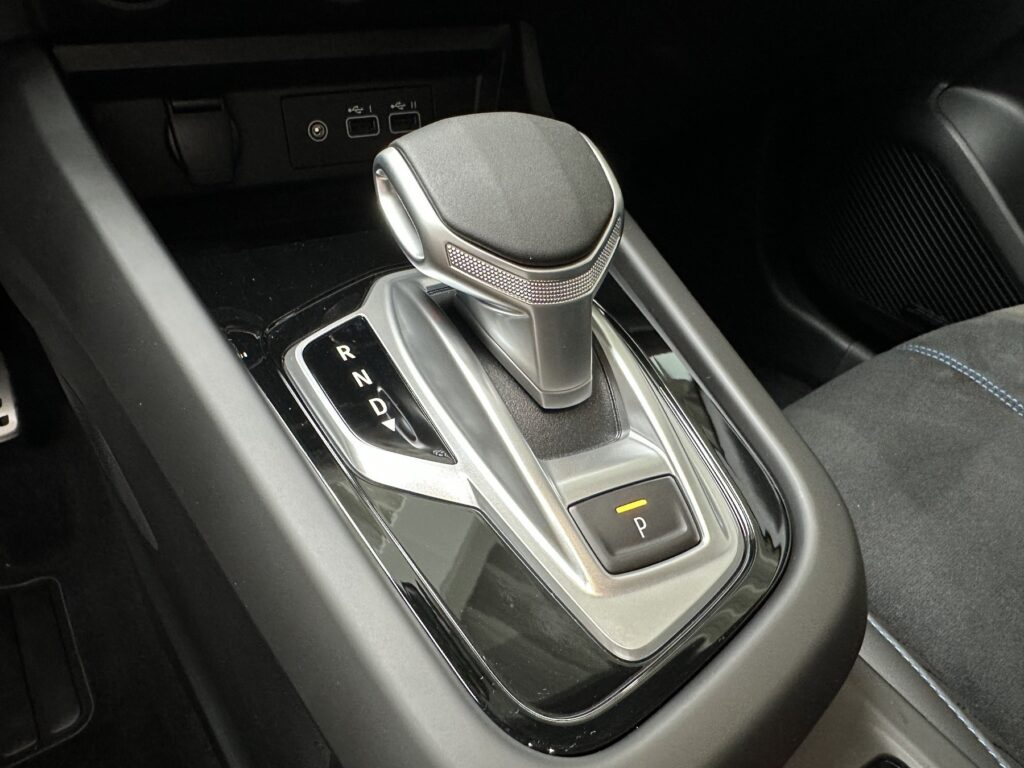 Renault Arkana Exposé-Bild 48