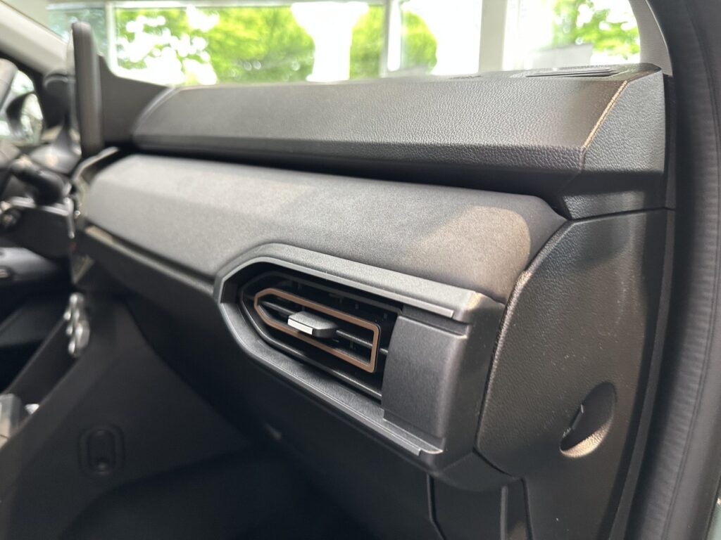 Dacia Jogger Exposé-Bild 10