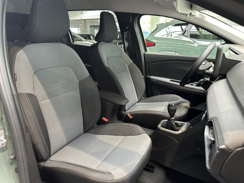 Dacia Jogger Exposé-Bild 12