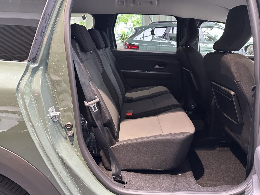 Dacia Jogger Exposé-Bild 14