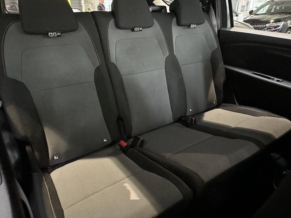 Dacia Jogger Exposé-Bild 15