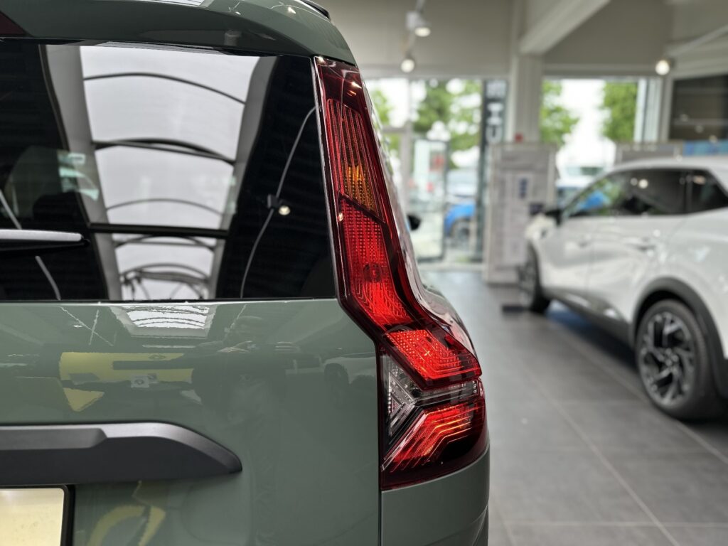 Dacia Jogger Exposé-Bild 22