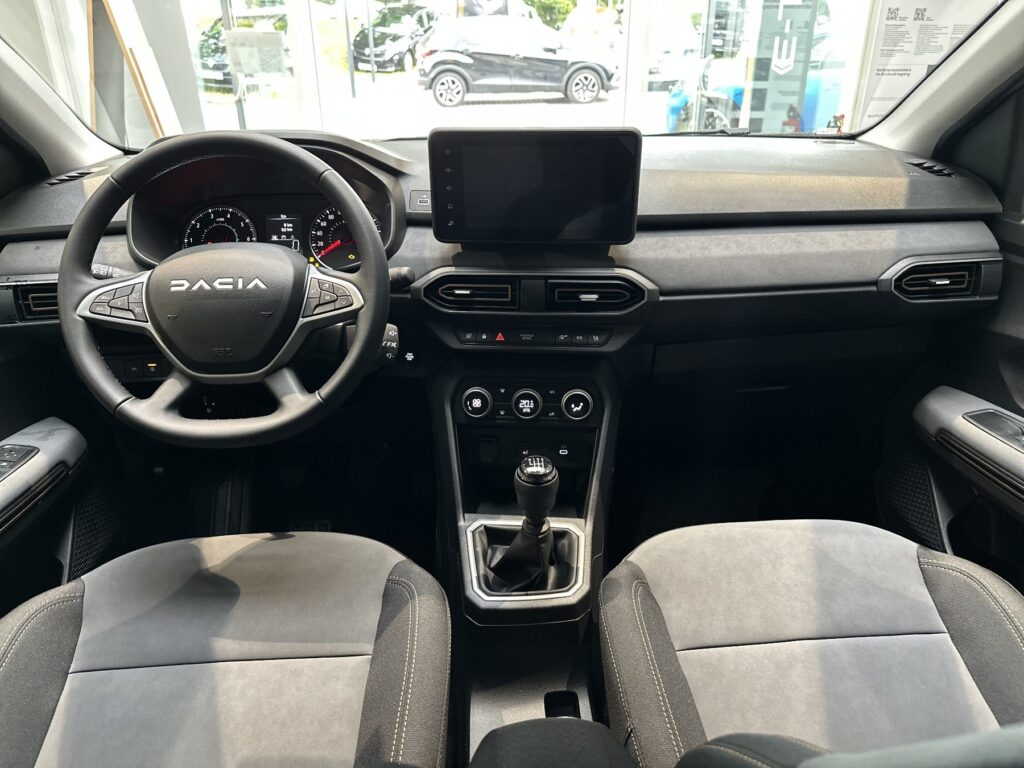 Dacia Jogger Exposé-Bild 34