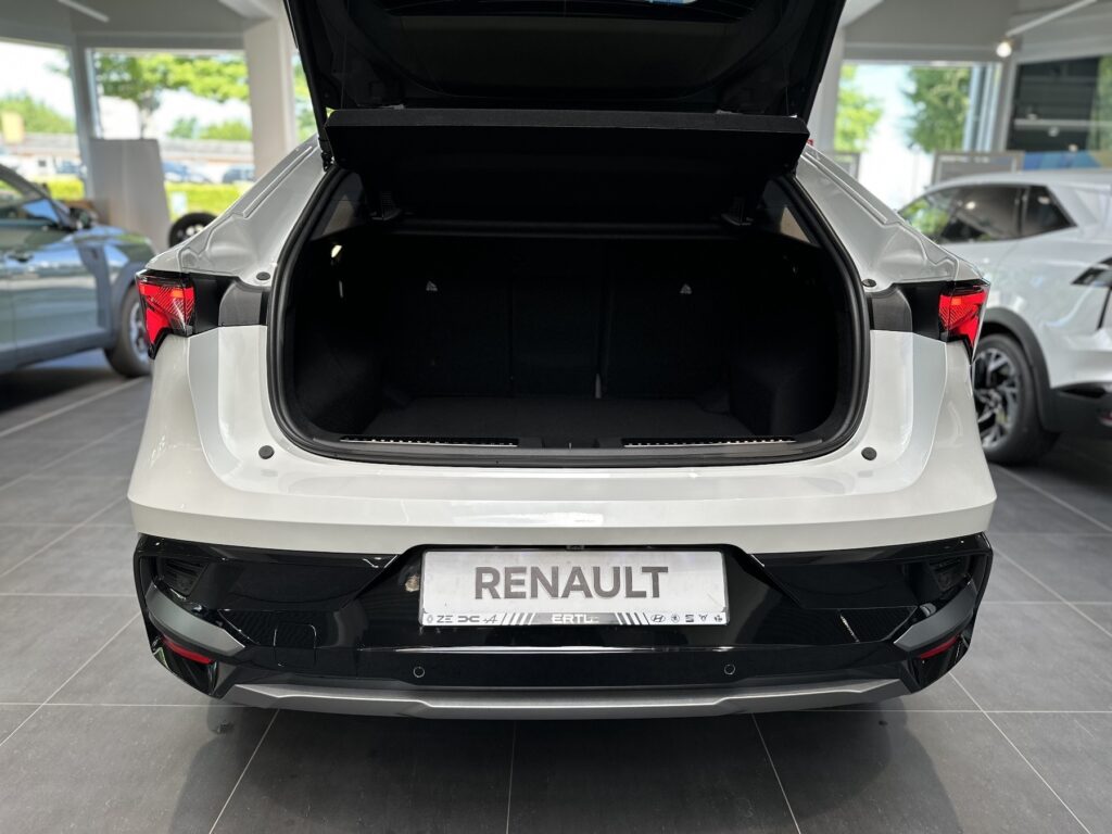 Renault Rafale Exposé-Bild 24