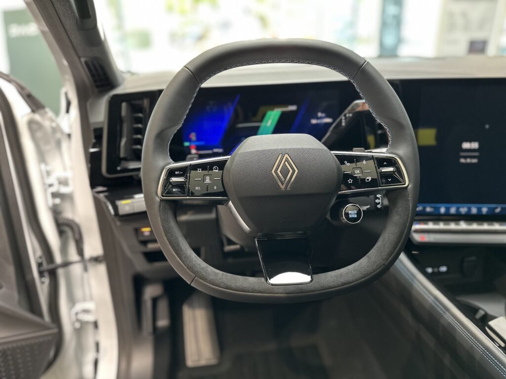 Renault Rafale Exposé-Bild 33