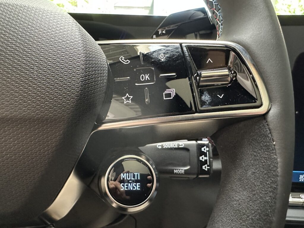 Renault Rafale Exposé-Bild 38