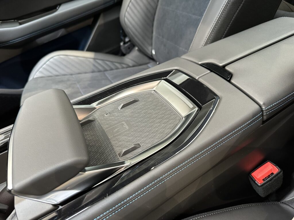 Renault Rafale Exposé-Bild 46