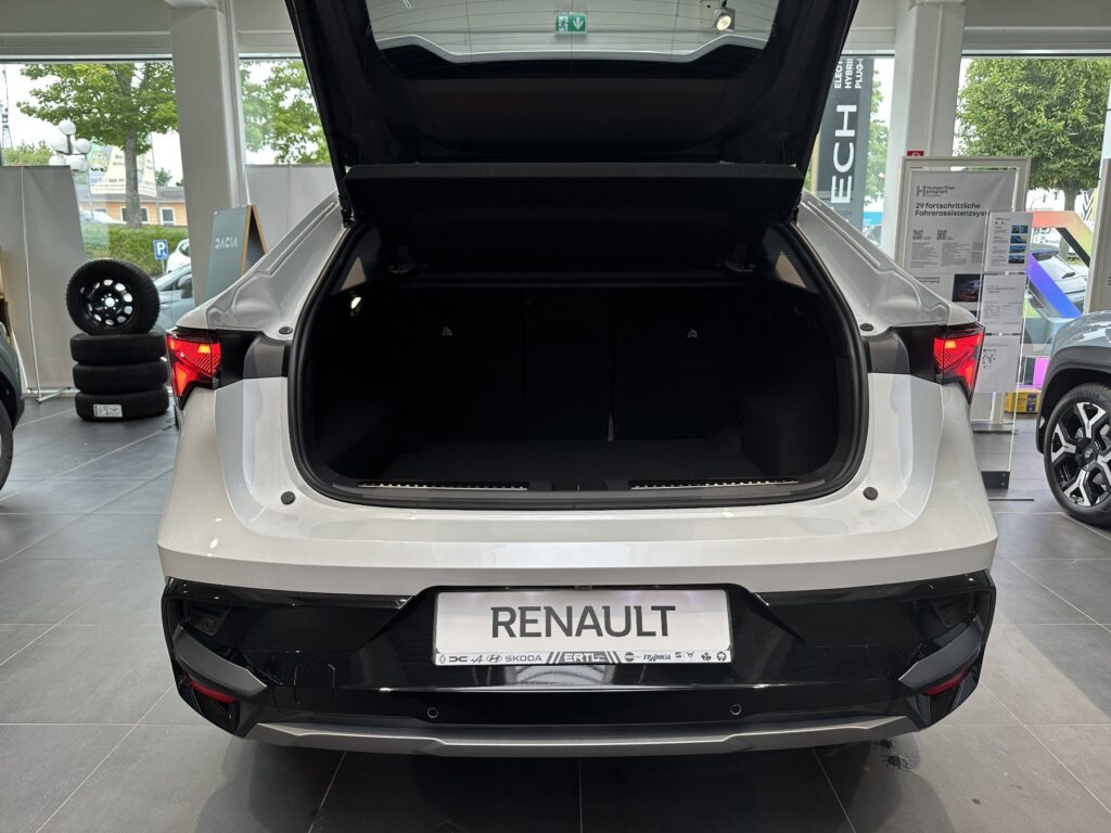 Renault Rafale Exposé-Bild 25