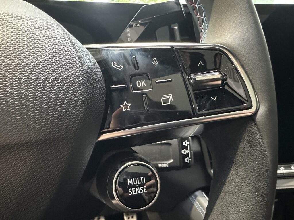 Renault Rafale Exposé-Bild 36