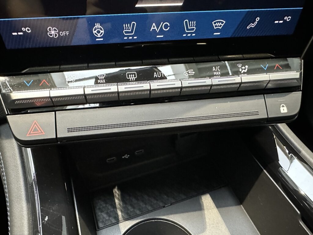 Renault Rafale Exposé-Bild 43