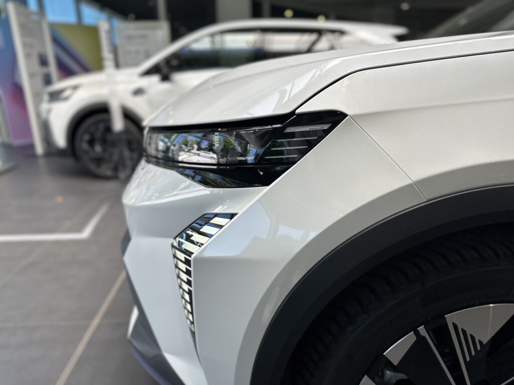 Renault Scenic E-TECH Exposé-Bild 4