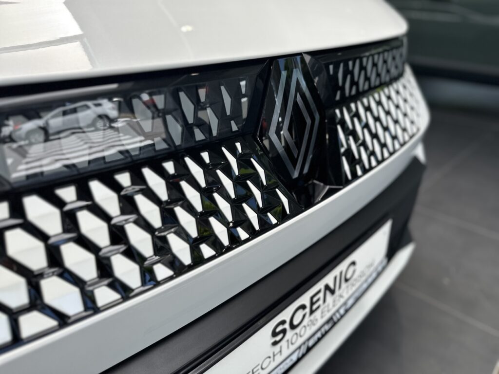 Renault Scenic E-TECH Exposé-Bild 7