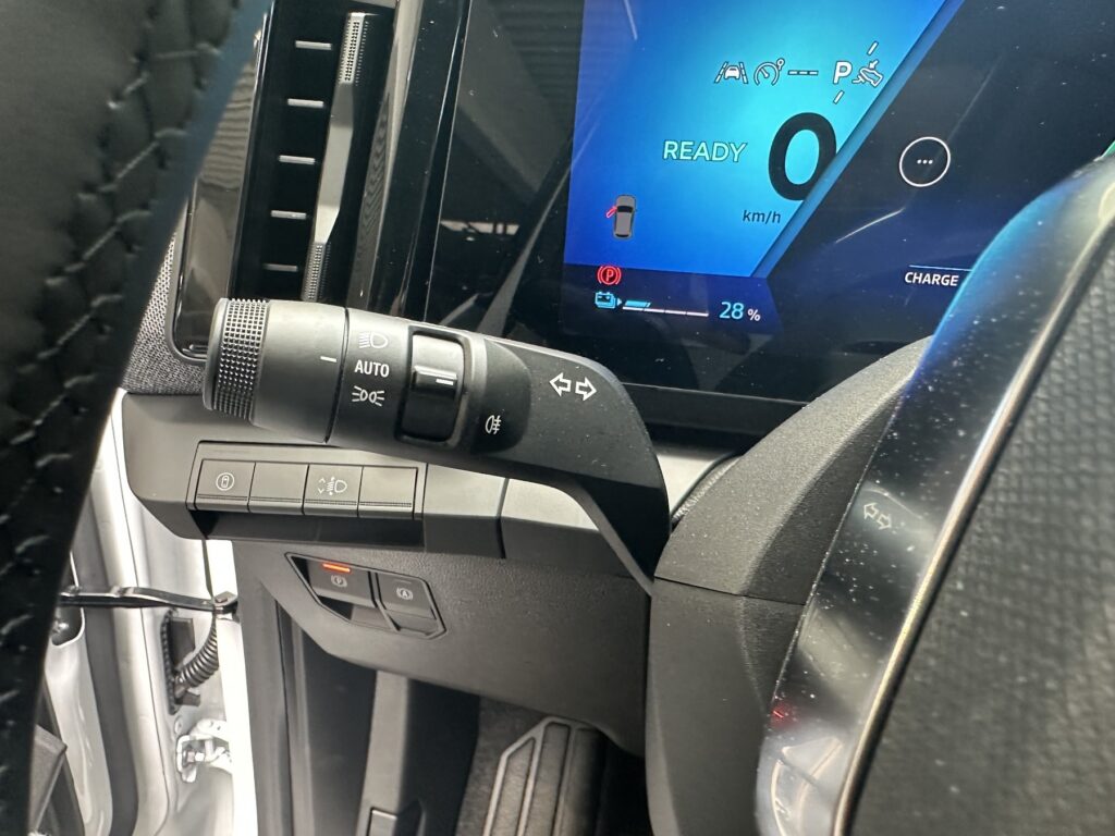 Renault Scenic E-TECH Exposé-Bild 41