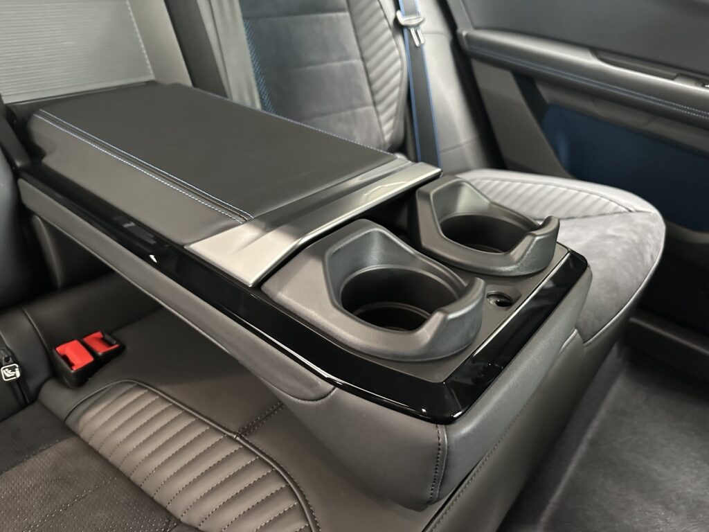 Renault Rafale Exposé-Bild 21