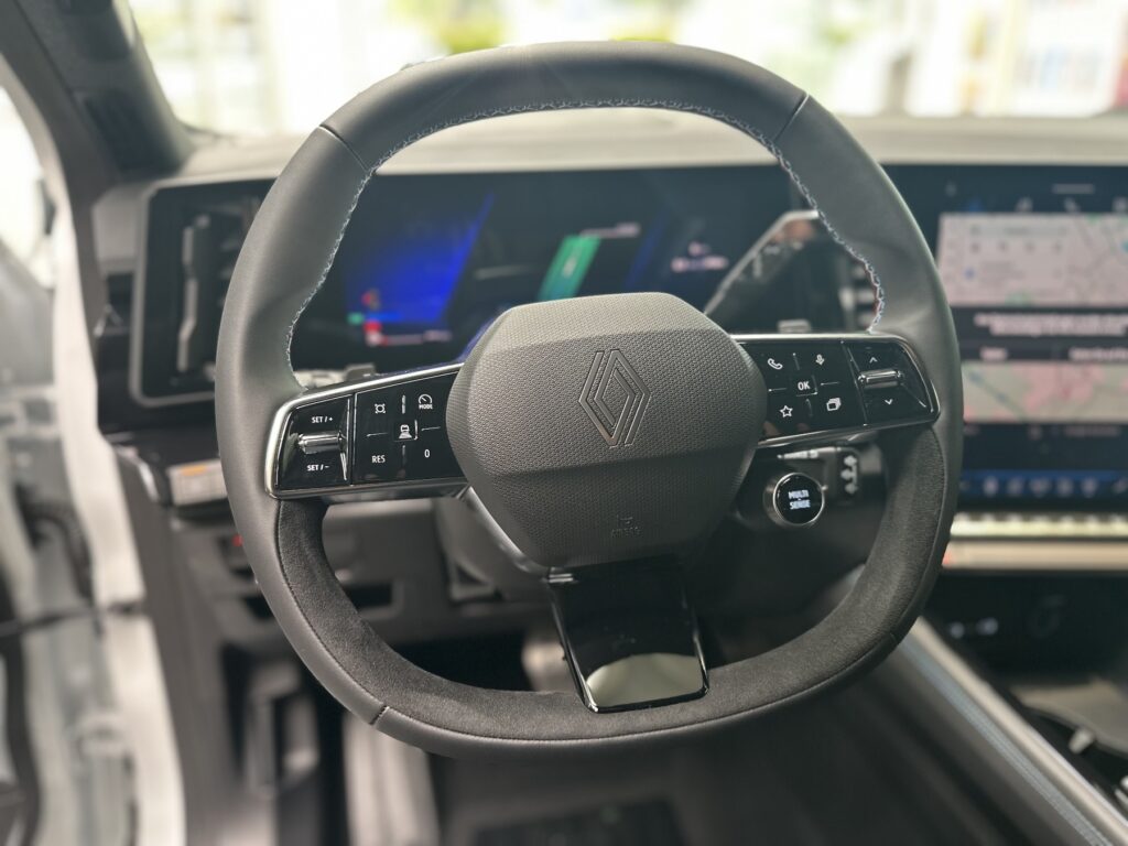 Renault Rafale Exposé-Bild 40