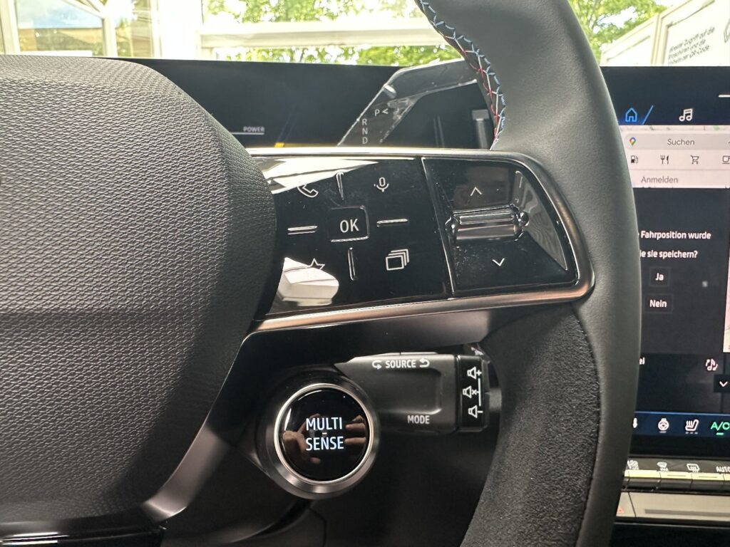 Renault Rafale Exposé-Bild 42