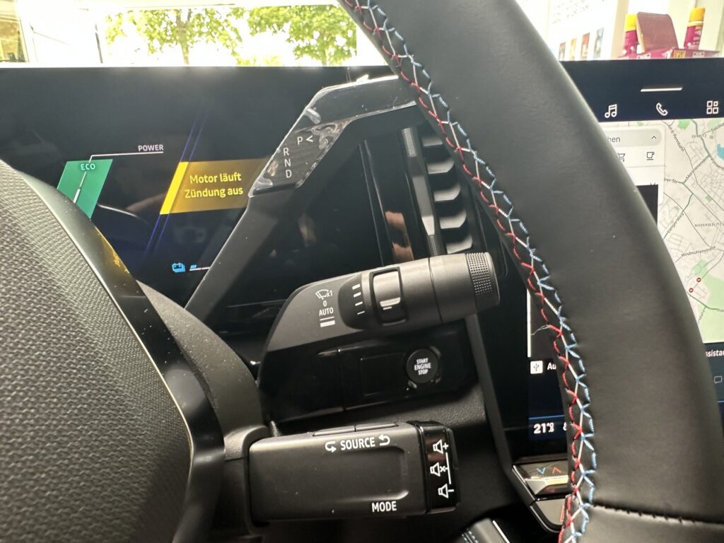 Renault Rafale Exposé-Bild 44