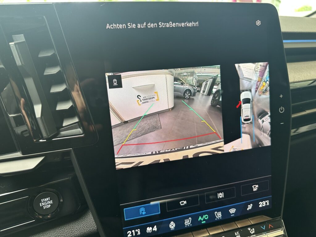 Renault Rafale Exposé-Bild 48