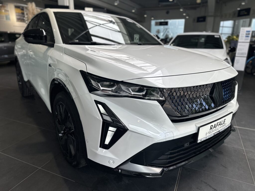 Renault Rafale Exposé-Bild 8