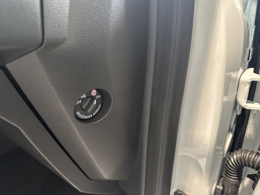 Renault Rafale Exposé-Bild 13