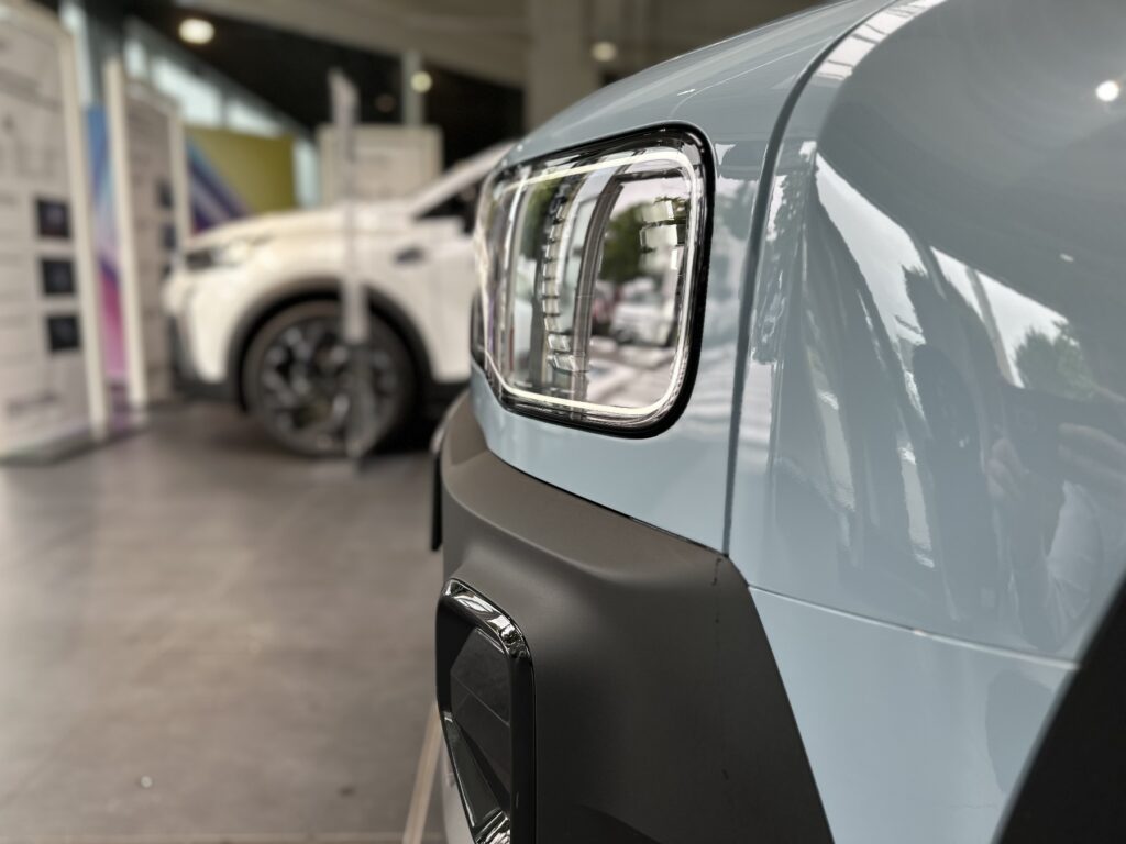 Renault R 4 Exposé-Bild 4