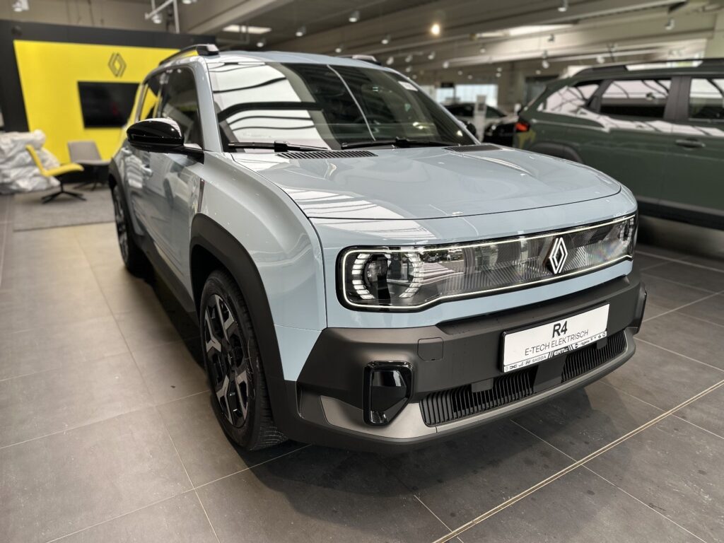 Renault R 4 Exposé-Bild 6