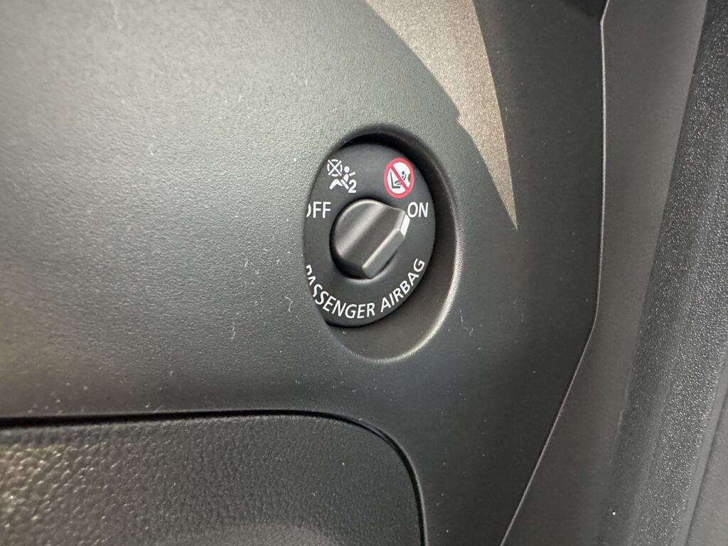 Renault R 4 Exposé-Bild 10