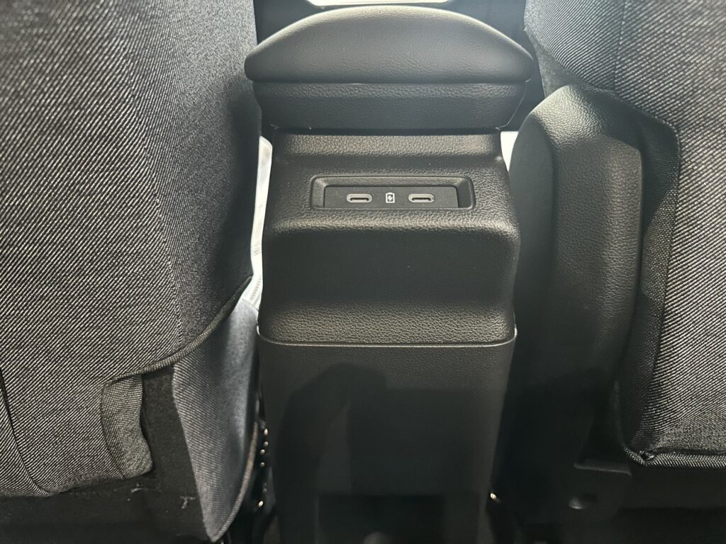 Renault R 4 Exposé-Bild 15