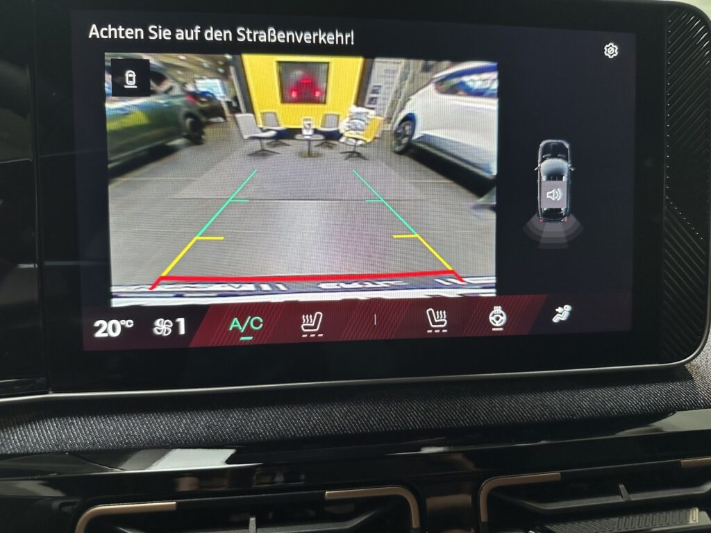 Renault R 4 Exposé-Bild 42