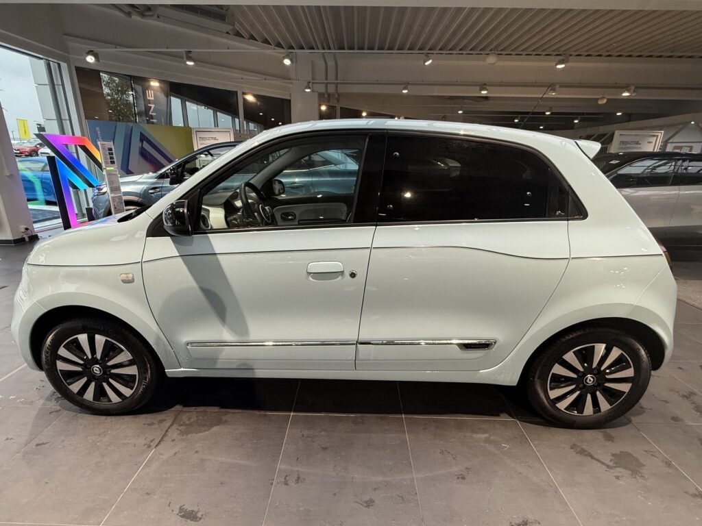 Renault Twingo Exposé-Bild 13