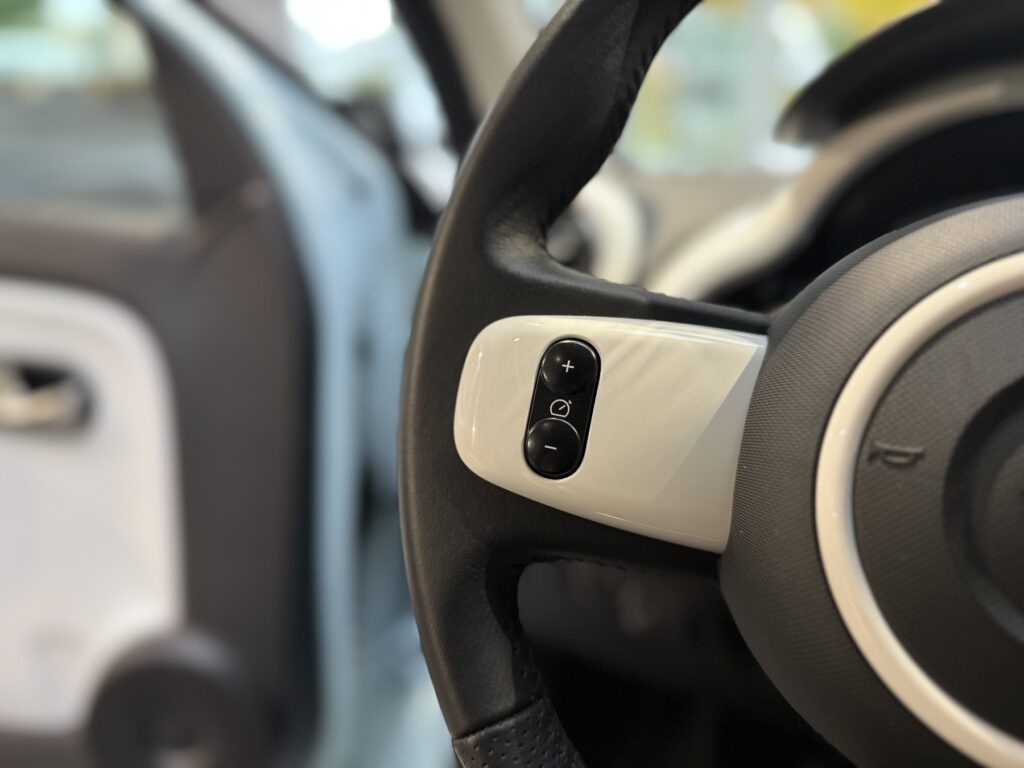 Renault Twingo Exposé-Bild 24