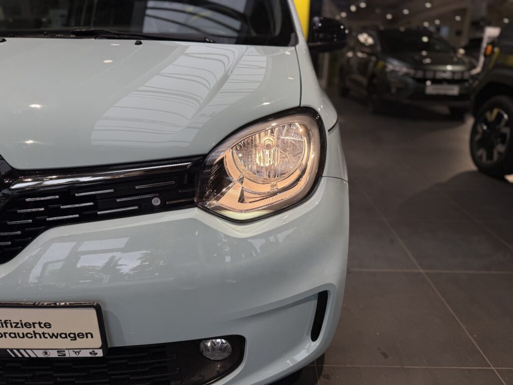 Renault Twingo Exposé-Bild 48