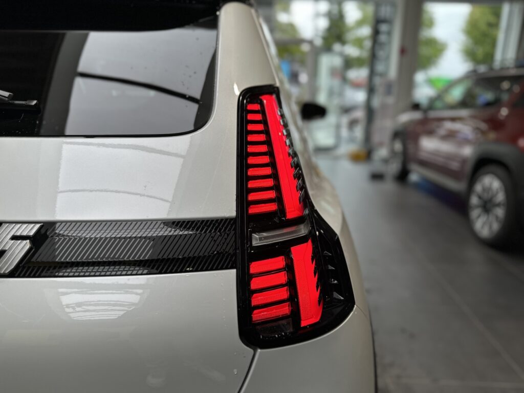 Renault R 5 Exposé-Bild 18