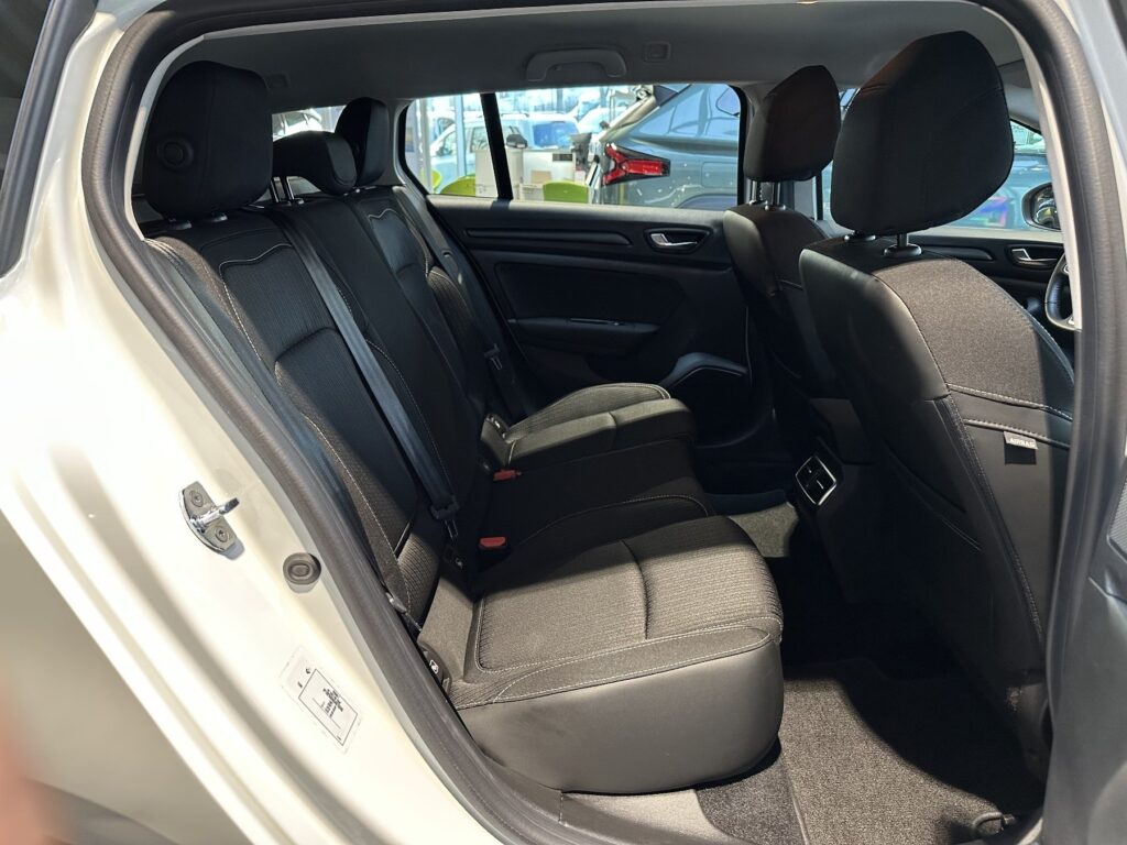 Renault Megane Exposé-Bild 14