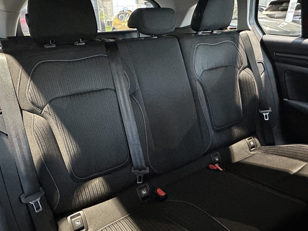 Renault Megane Exposé-Bild 15