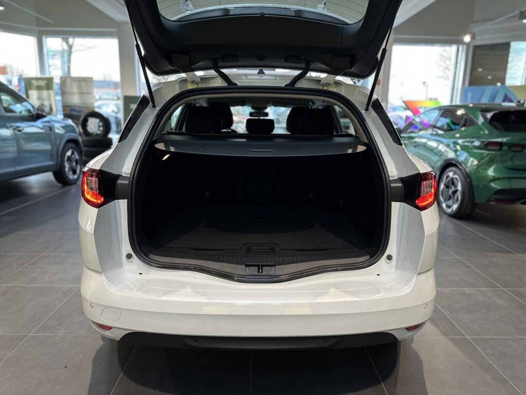 Renault Megane Exposé-Bild 22