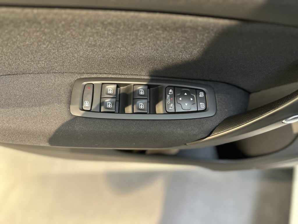 Renault Megane Exposé-Bild 27