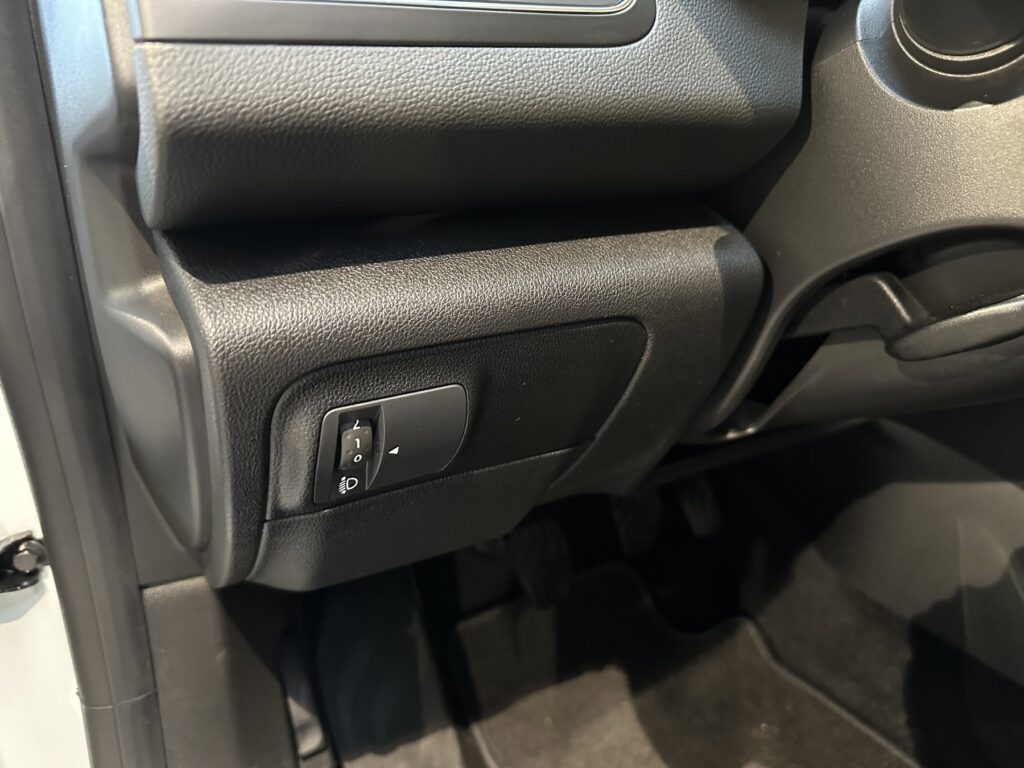 Renault Megane Exposé-Bild 30