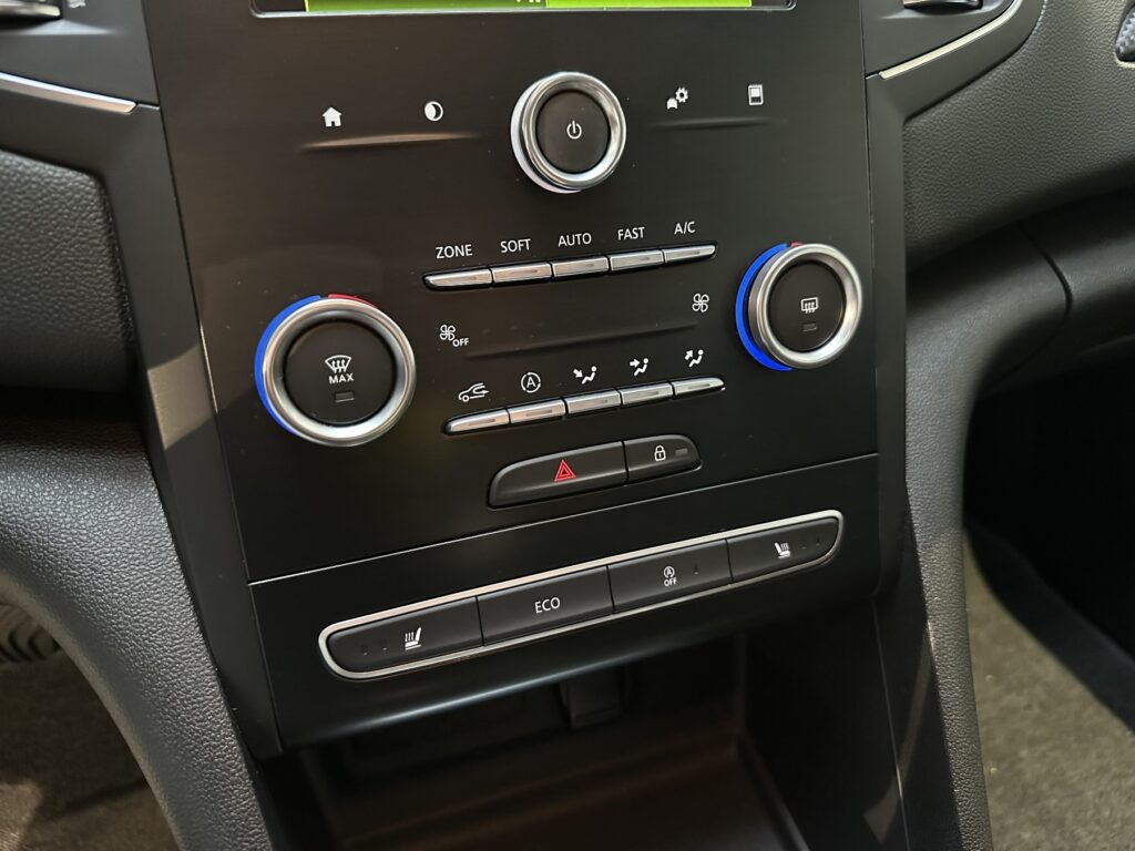 Renault Megane Exposé-Bild 41