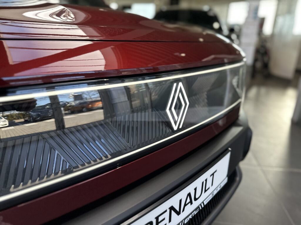 Renault R 4 Exposé-Bild 6