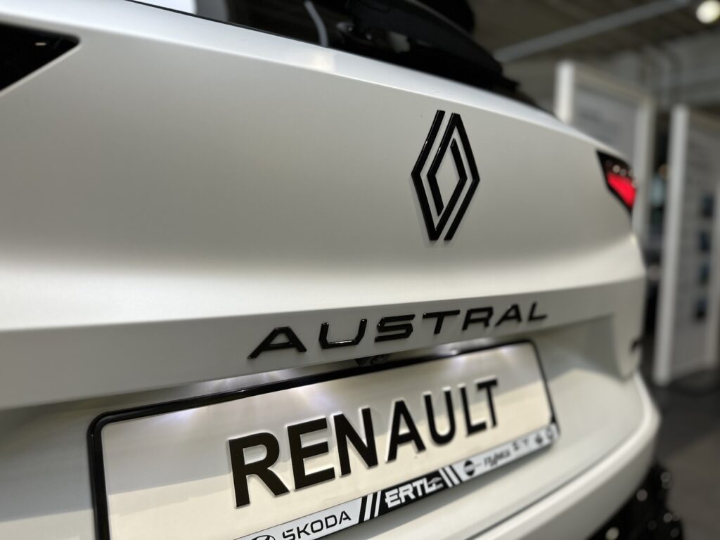 Renault Austral Exposé-Bild 12