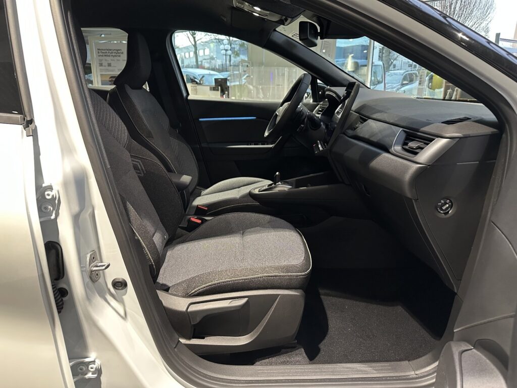 Renault Captur Exposé-Bild 19