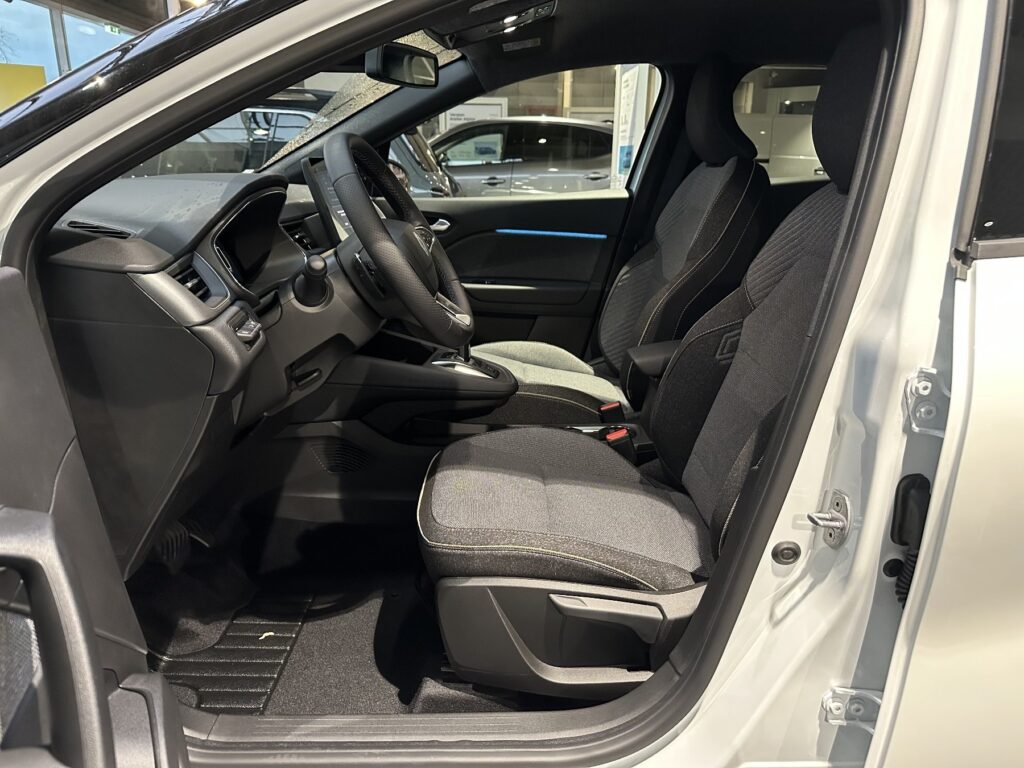 Renault Captur Exposé-Bild 27