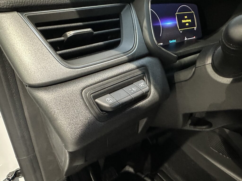 Renault Captur Exposé-Bild 29