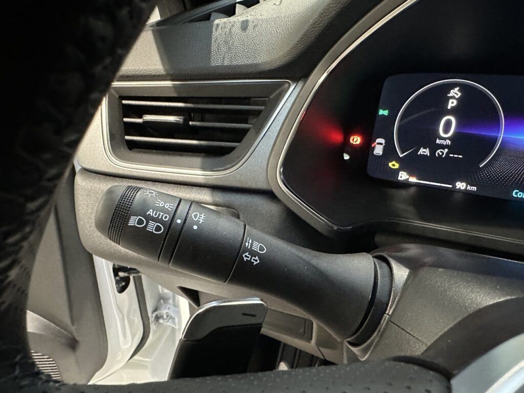 Renault Captur Exposé-Bild 35